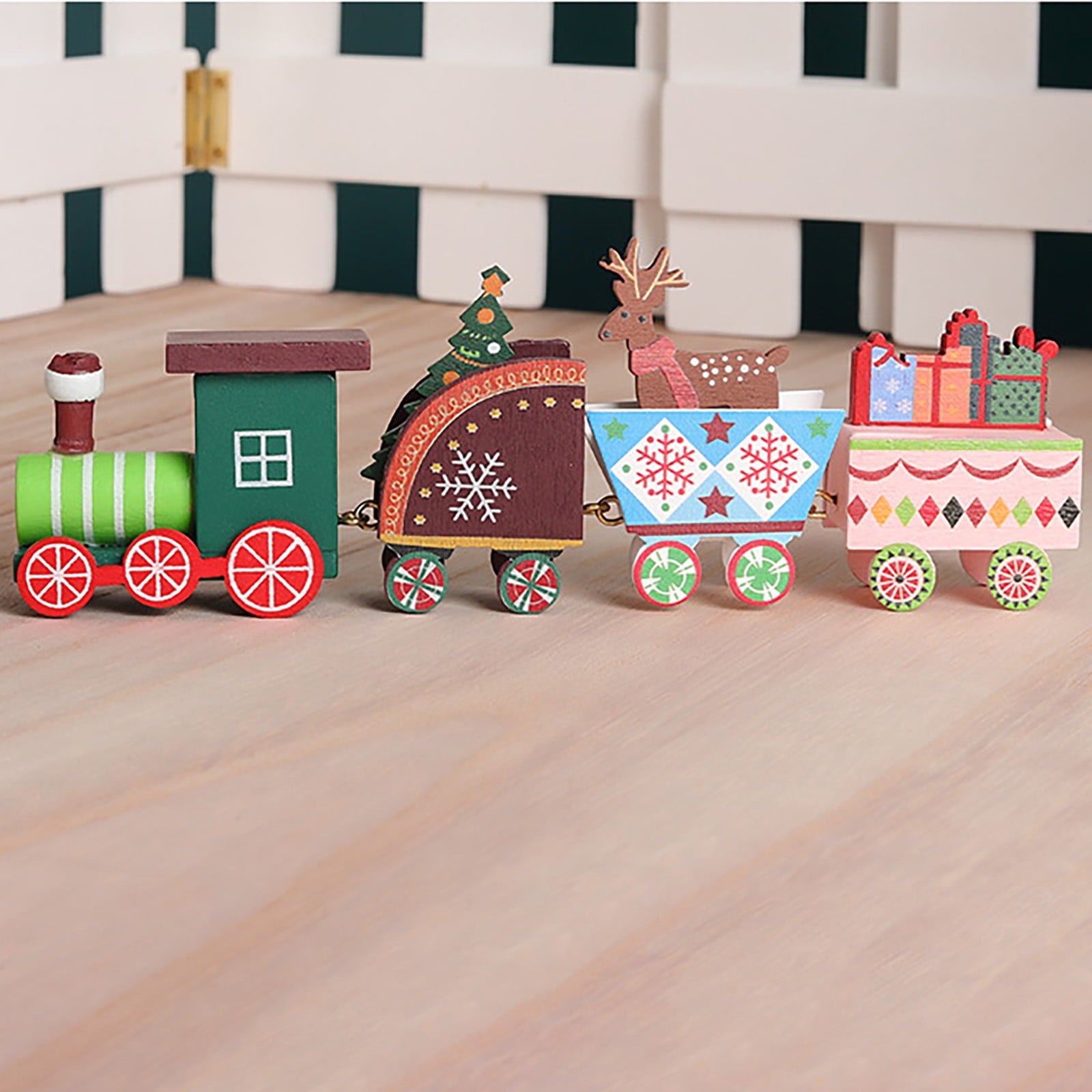 Christmas Decoration Christmas Wooden Train Set Three-Section Mini Train Set Christmas Party Tabletop Decoration Snowman Train Ornament Toys Under Xmas Tree Decors Party Favor Home Kindergarden Decor